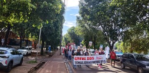 SISTA-MS ocupa o campus da UFMS e denuncia descumprimento de acordo de greve