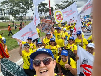 Caravana do SISTA-MS, SINASEFE-MS e SINTEF  participam da Marcha da Classe Trabalhadora em Brasília