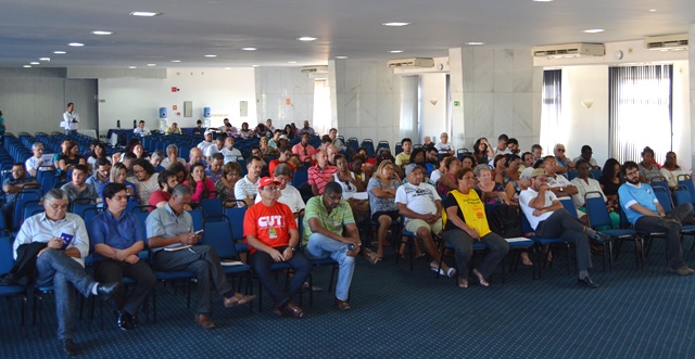 Foram avaliadas as manifestações e atos que ocorreram em todo país por diversas entidades sindicais e aprovadas iniciativas importantes