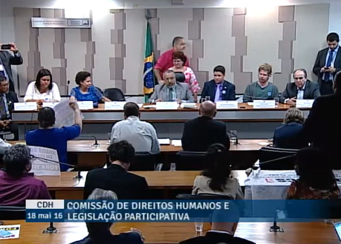 A proposta da Frente Parlamentar é a luta pela garantia dos direitos conquistados pelos trabalhadores, por meio do diálogo social entre parlamentares e a população