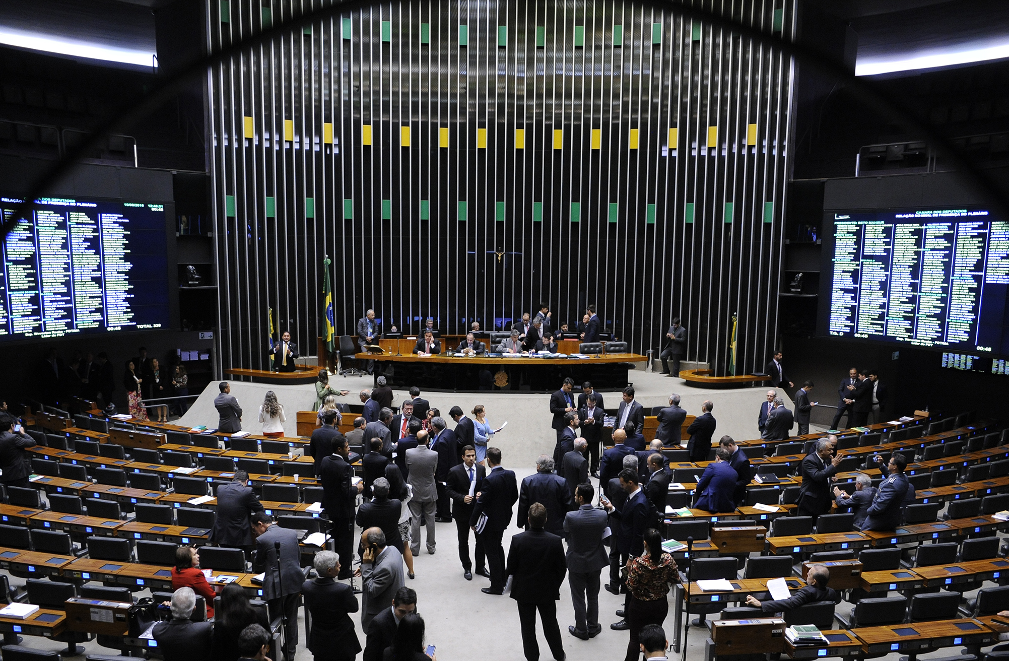 Será definida pelo presidente da Câmara uma nova data para que deputados apresentem as propostas de alteração à matéria