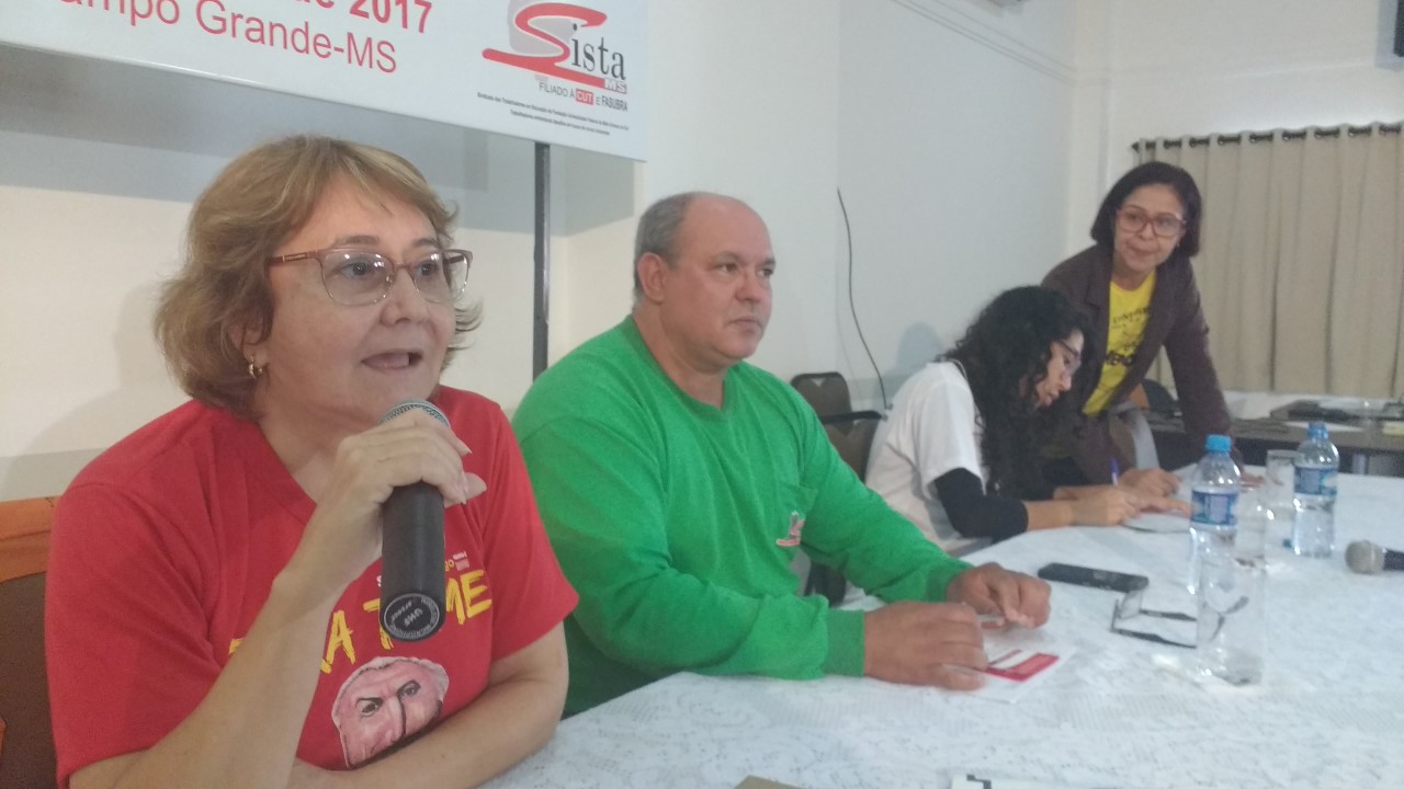Fátima Reis, da Fasubra, no Congresso do SISTA/MS