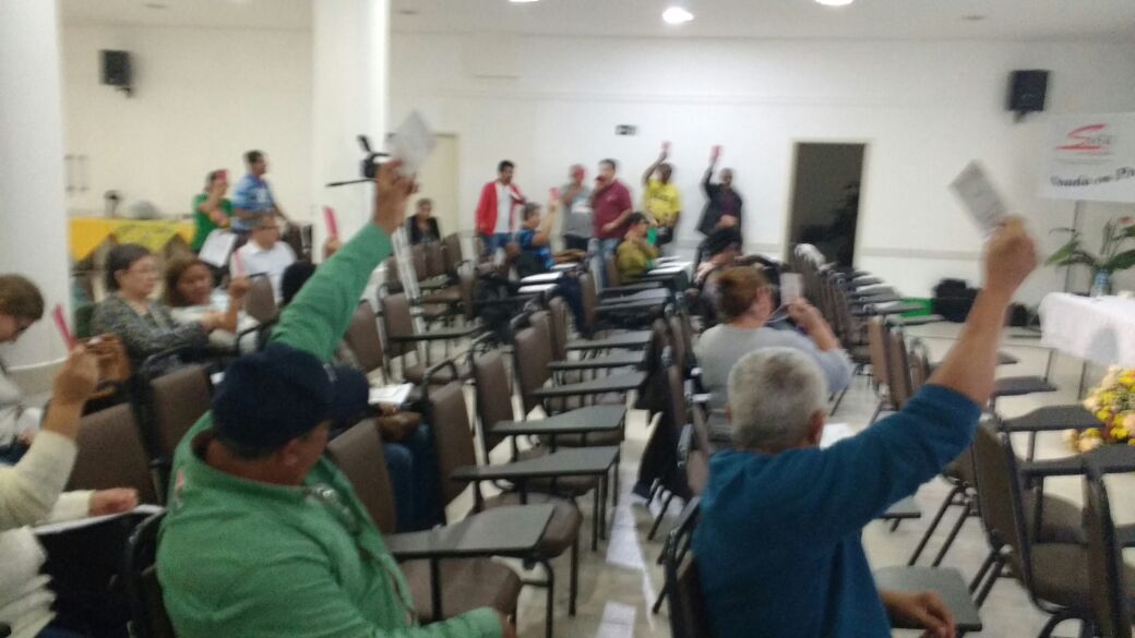 Plenária do IX Conista vota para aprovar regimento do congresso