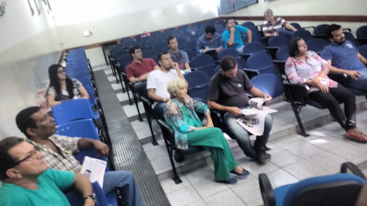 Assembléia em Corumbá com homenagens